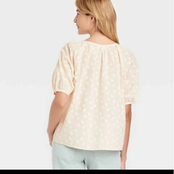 NWT Women's Short Sleeve Button-Front Blouse Relaxed Billowy Euro Summer - Picture 2 of 9